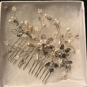 Wedding hair comb